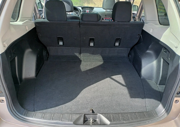 Subaru Forester cena 50900 przebieg: 148000, rok produkcji 2015 z Warszawa małe 172